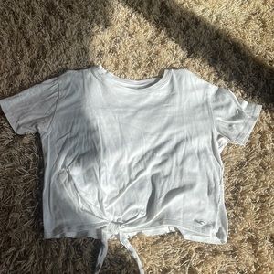 Holliester White knot tee